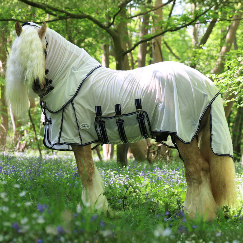 Sahara detachable neck fly rug
large belly flap
large tail flap